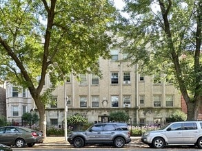 Building Photo - 4031 N Kenmore Ave