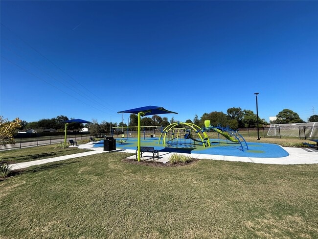 Building Photo - 8523 Riverside Walk Ln