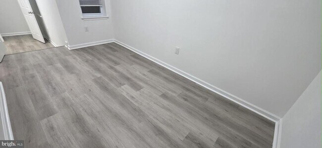 Building Photo - 2233 N 16th St