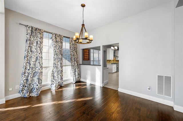 Building Photo - 4325 Biscayne Dr
