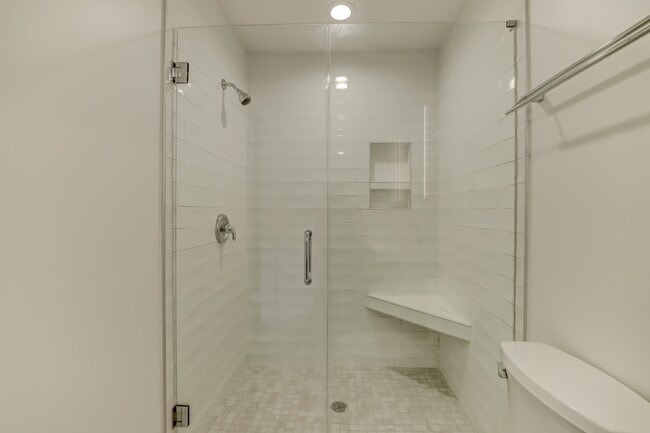 Building Photo - 1164 Molokai Dr