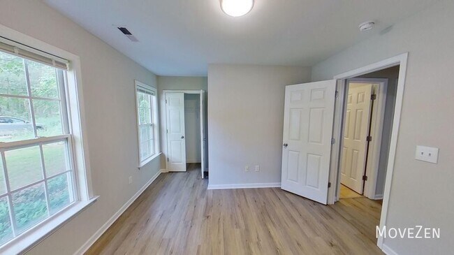 Building Photo - 1517 Everett Springs Dr