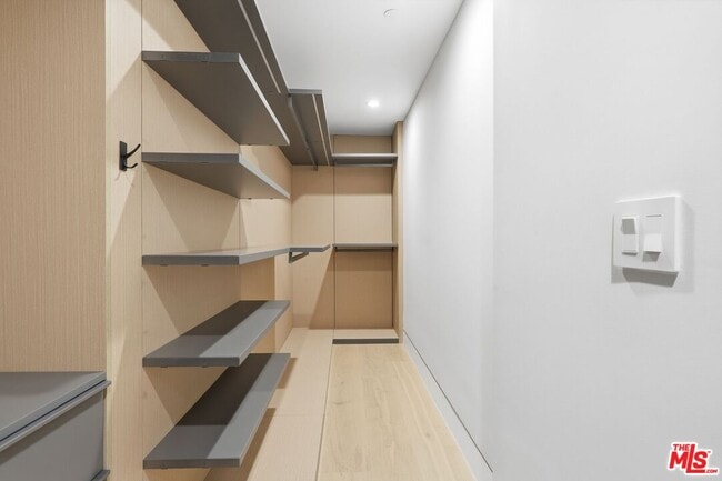 Building Photo - 11769 Bellagio Rd