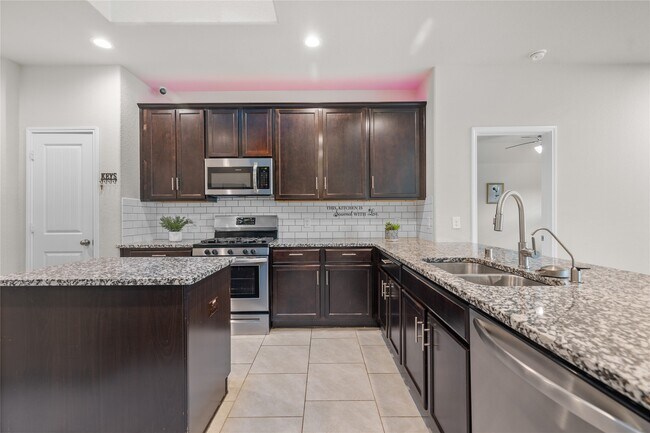 Building Photo - 18214 Banfield Summit Ct