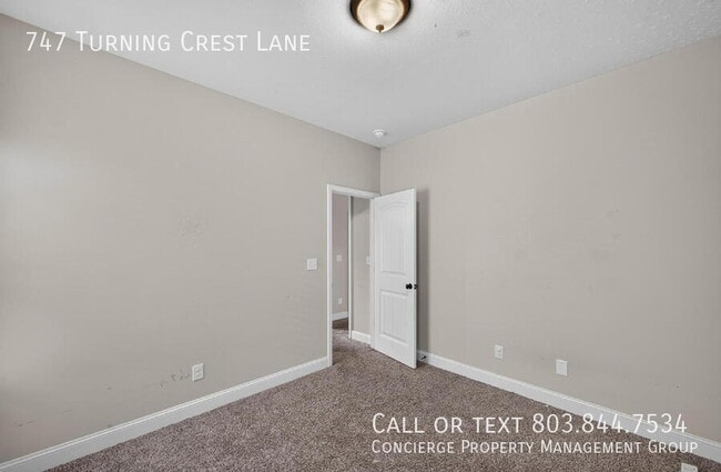 Building Photo - 747 Turning Crest Ln