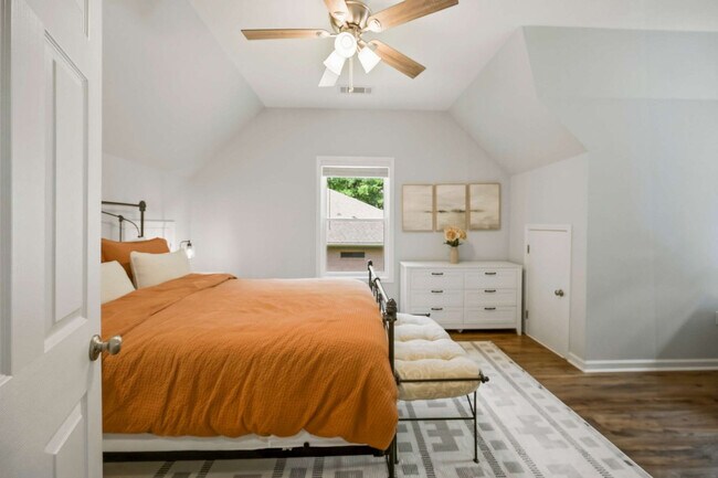 Building Photo - 138B Little River Run N