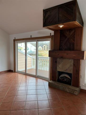 Building Photo - 640 Harbor Dr