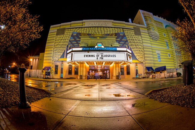 Building Photo - 615 N East St