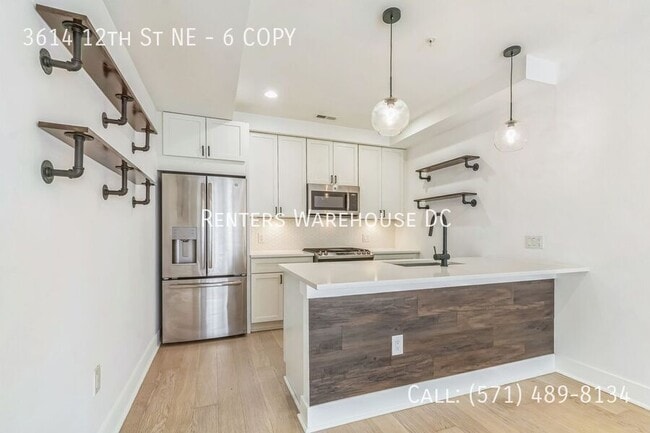 Building Photo - 3614 12th St NE