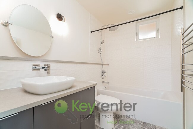 Building Photo - Live the Alki Lifestyle with Park and Beach at Your Door