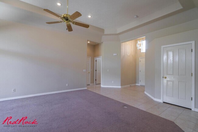 Building Photo - Cozy 3-bedroom Home. Small Dog Friendly!
