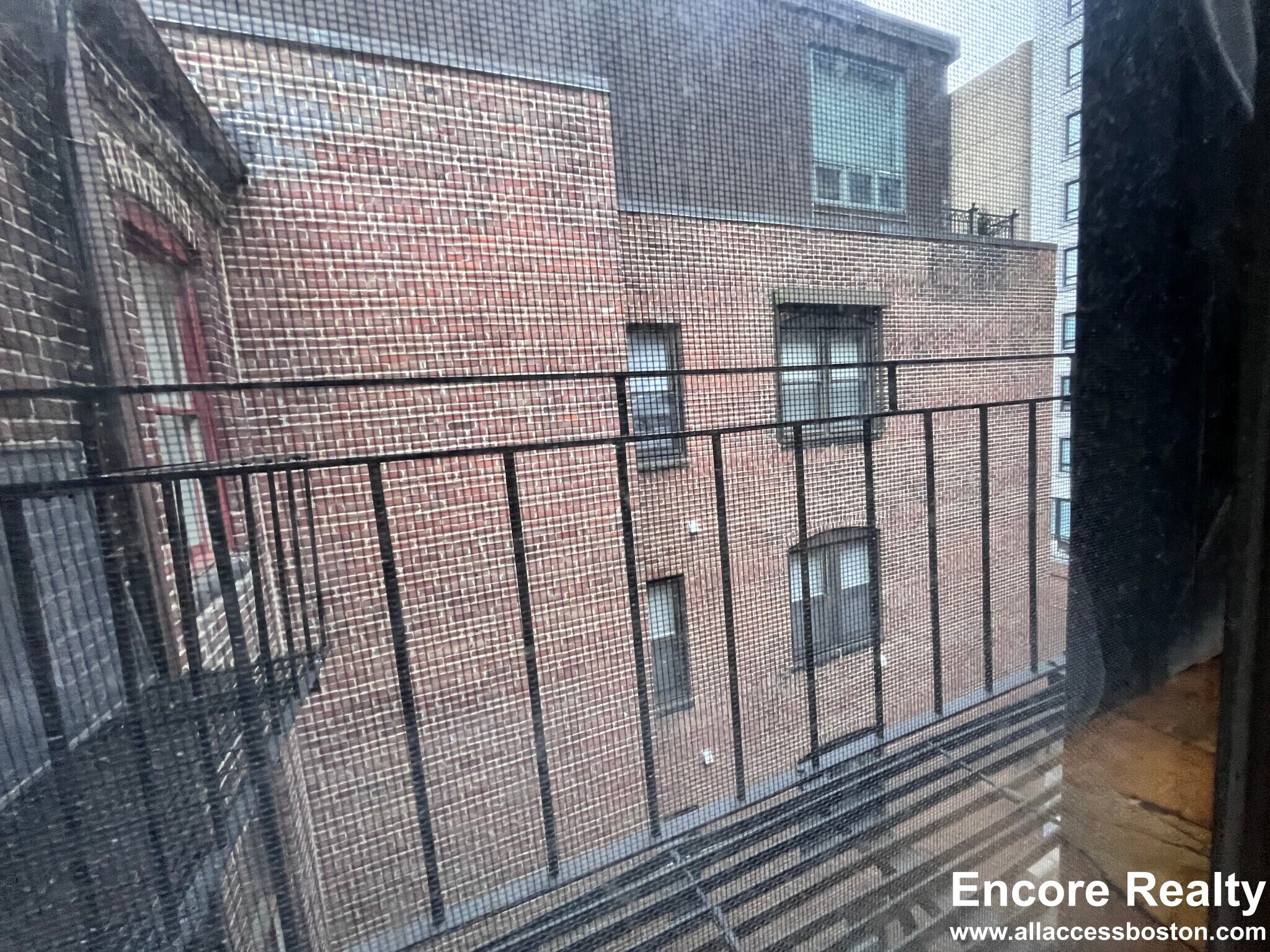 Building Photo - 19 Garrison St