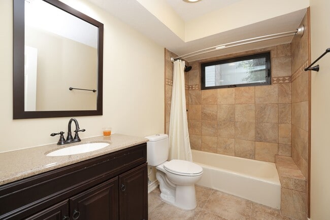 Building Photo - 44 Indian Clover Dr