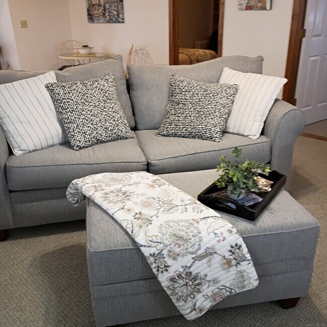 Building Photo - 59 View St