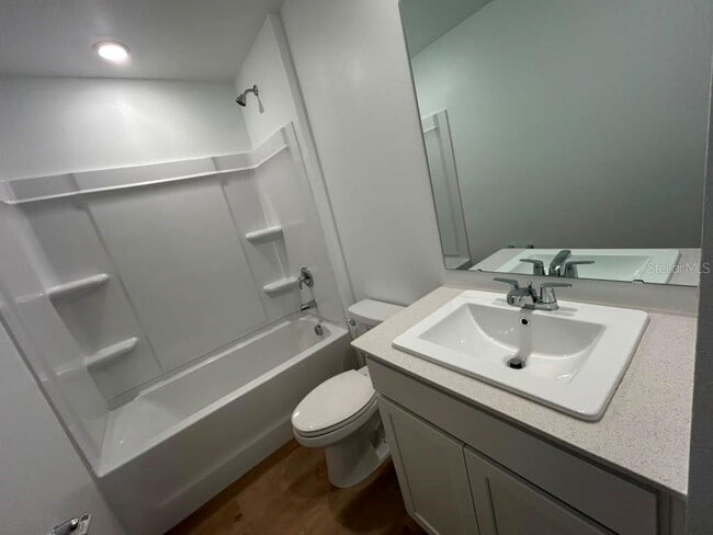 Building Photo - 6268 Botticella Blvd