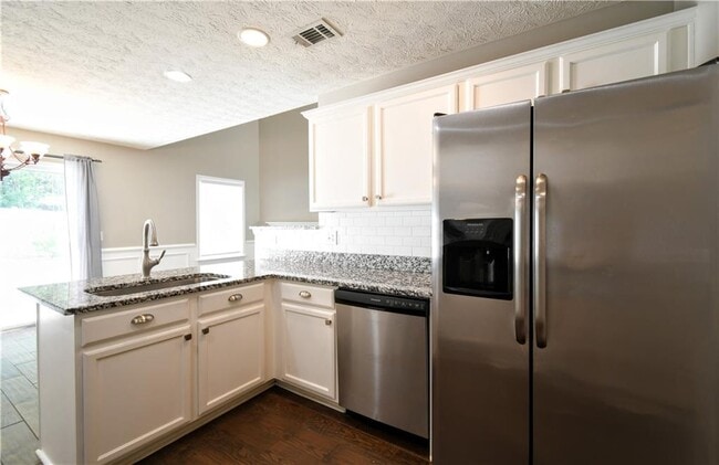 Building Photo - 6215 Smoke Ridge Ln