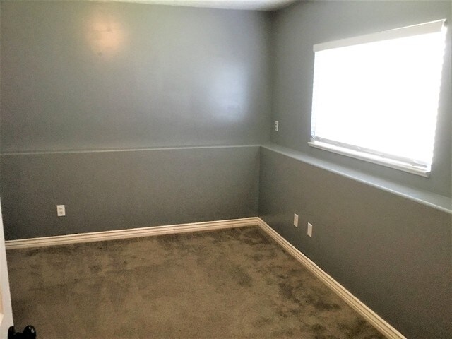 Building Photo - 4045 W 4650 S