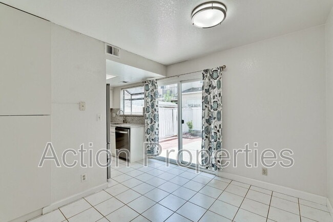 Building Photo - 4010 Shanj Ct