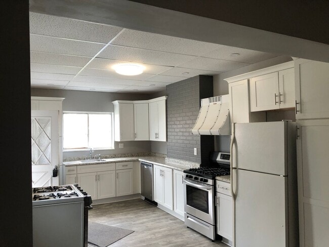 Building Photo - Lawrenceville - 3 BR Single Family Home, Newly Remodeled!  Off Street Parking!