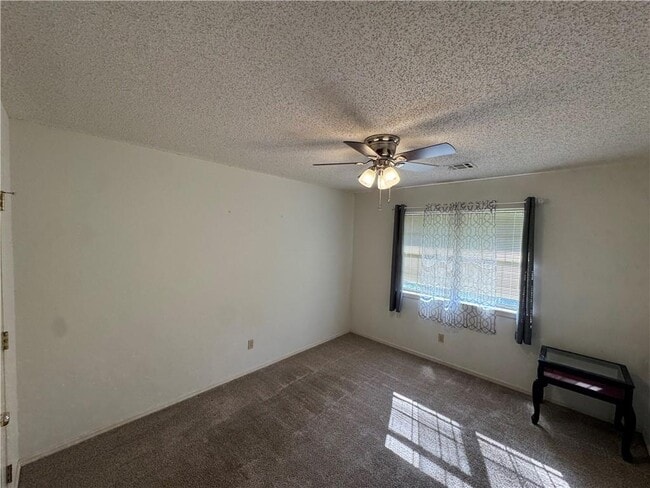 Building Photo - 306 S 11th Pl