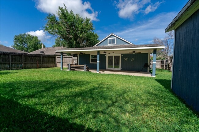 Building Photo - 2027 Alabama St