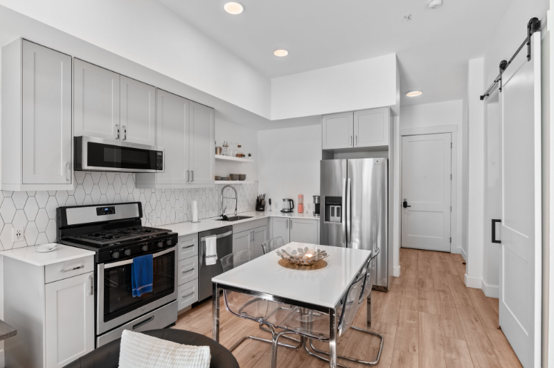 Building Photo - 2876 W 53rd Ave