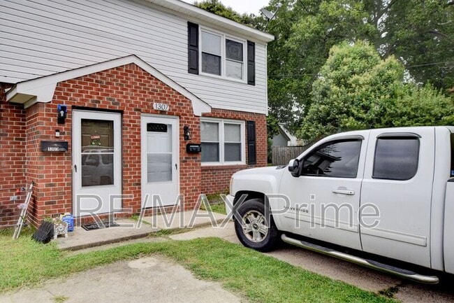 Building Photo - 1307 Richmond Ave