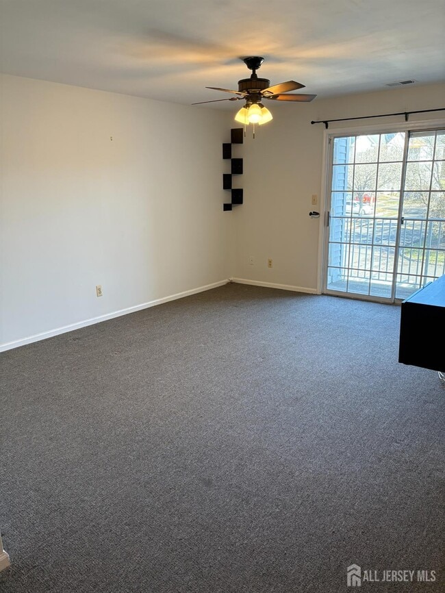 Building Photo - 420 Stratford Pl