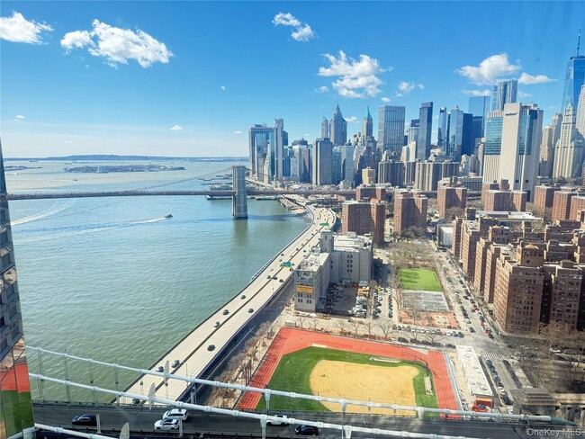 Building Photo - 252 South St