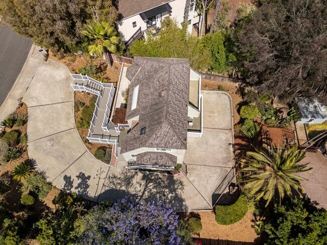 Building Photo - Hillside La Mesa, single family home, 3Bed...