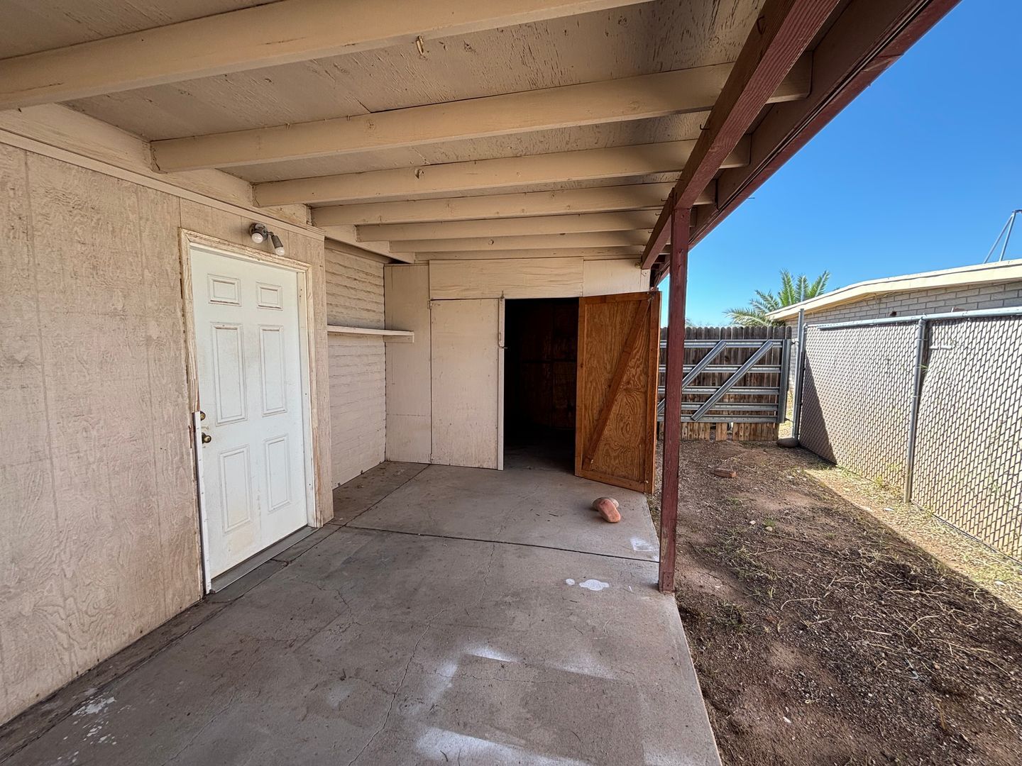 Building Photo - 7431 E Desert Aire Dr