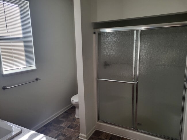 Building Photo - 11719 21 Mile Rd