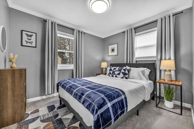 Building Photo - 1036 Union Ave