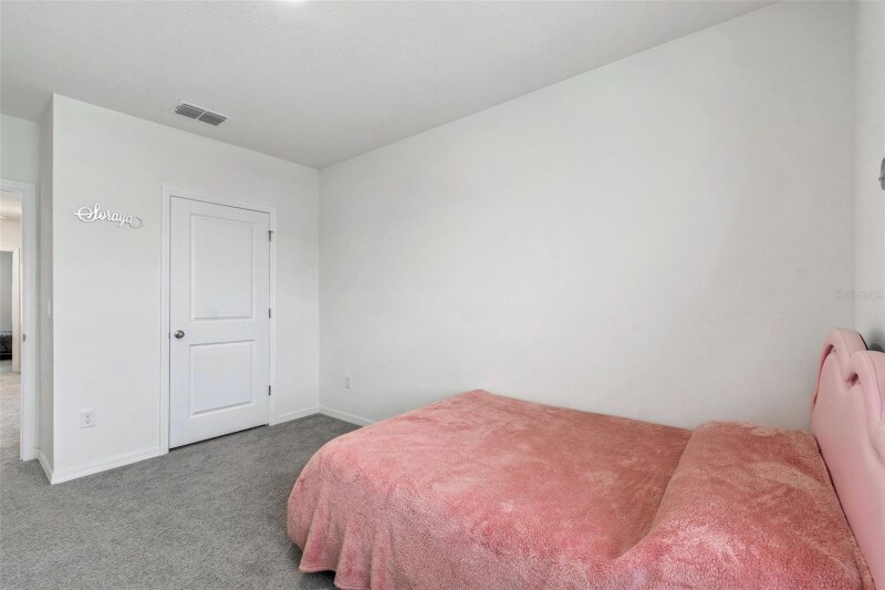 Building Photo - 5667 Chorleywood Ln