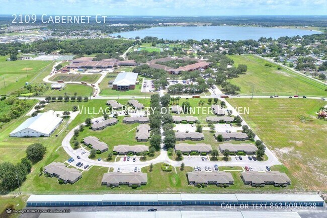 Building Photo - Julian Hills Apartments: Your Oasis in Eag...