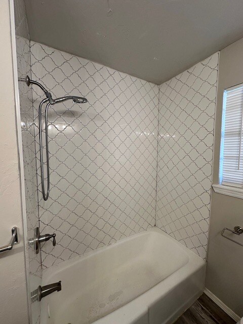 Building Photo - 2629 N Sterling Ave