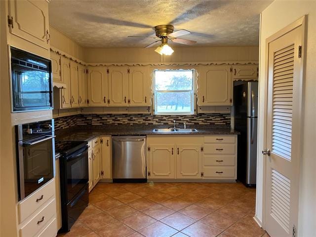 Building Photo - 119 FM 407