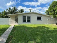 Building Photo - 5771 SW 38th Ct