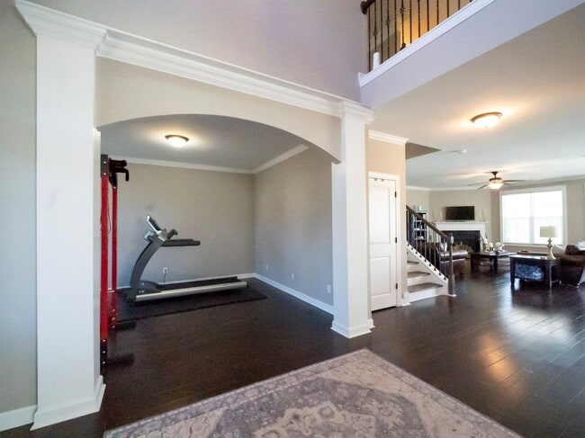 Building Photo - Elegant Richmond Hill Home with Screened Patio & Lagoon Views