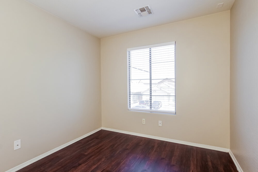 Building Photo - 9021 W Whyman Ave