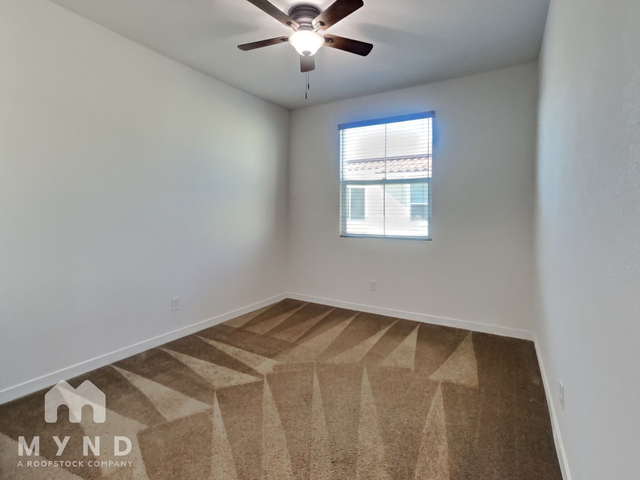 Building Photo - 5301 E Commerce Way