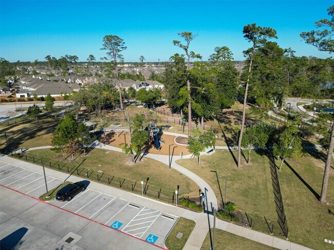 Building Photo - 1011 Shl Crk Trl