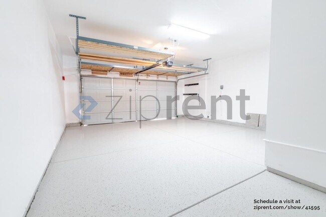 Building Photo - 4195 Aplicella Ct