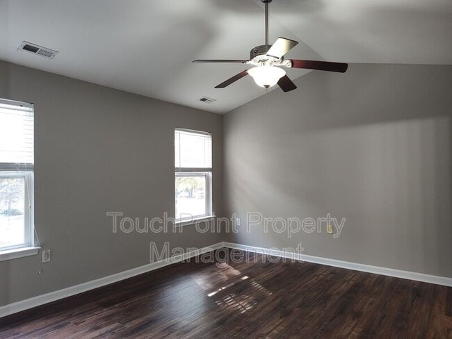 Building Photo - 467 Doughton Ln