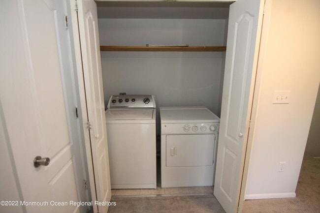 Building Photo - 15-17 E Lincoln Avenue Unit 17