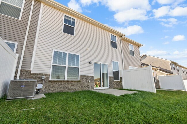 Building Photo - 356 Casper Dr