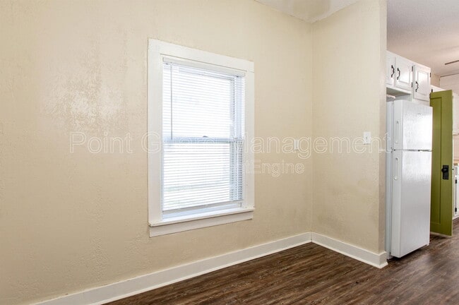 Building Photo - 149 S Richmond Ave