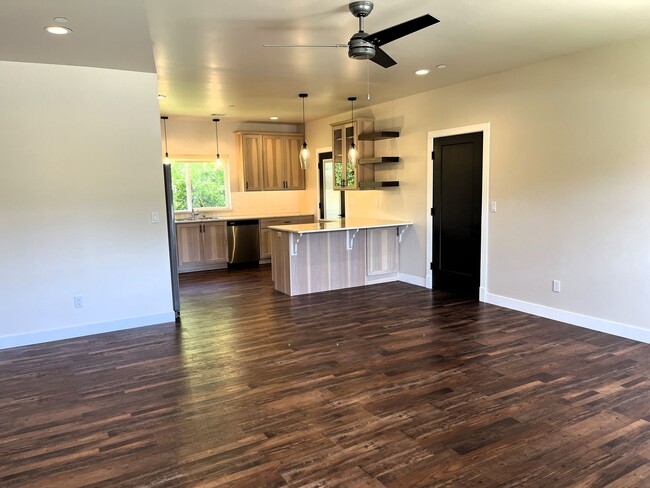 Building Photo - Senior Living Community (55+) - Built In 2021 - High End 2/2 Home With Full Access To Onsite Recr...