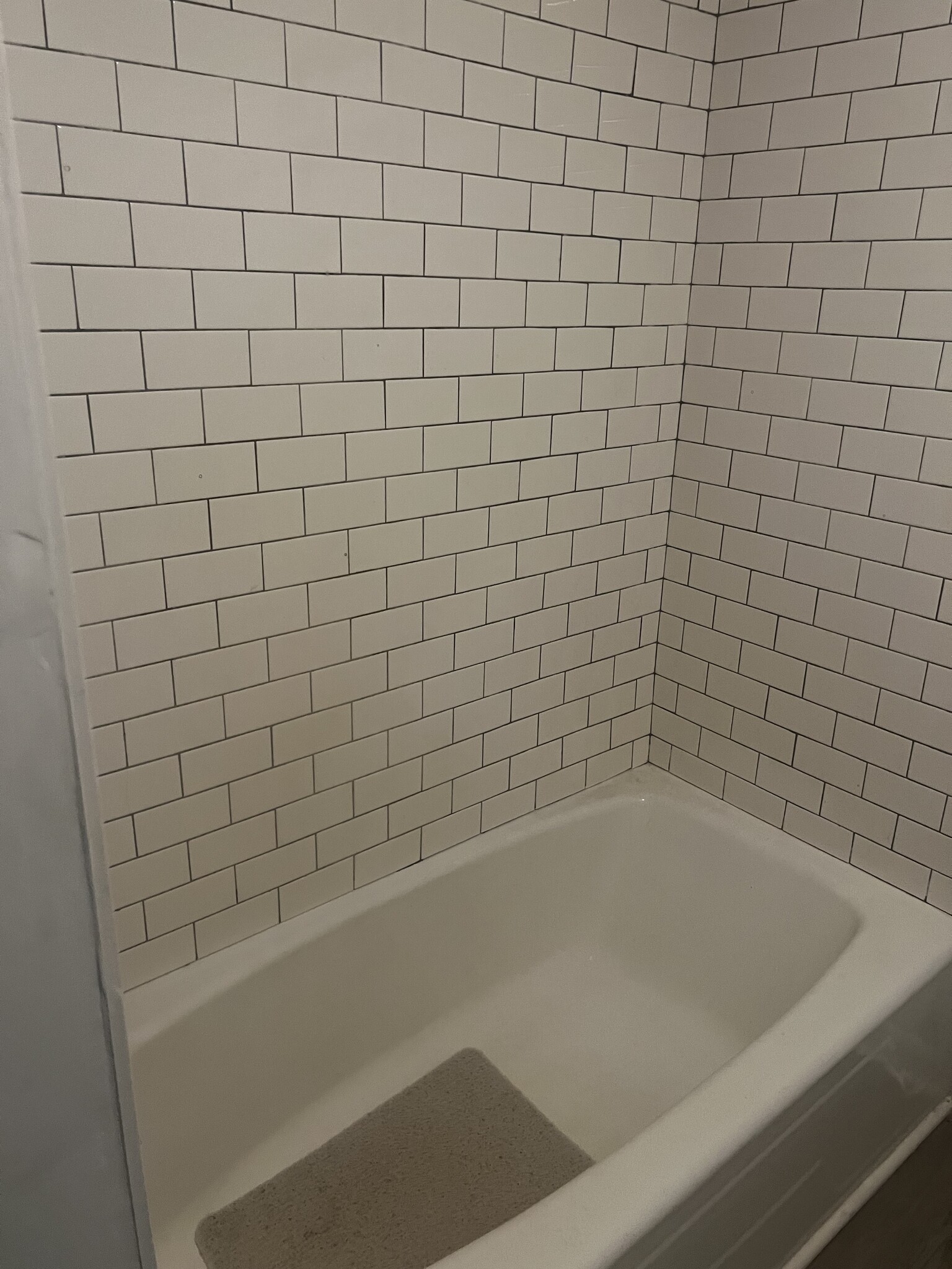 bathroom (alt view) - 2209 Atlanta St