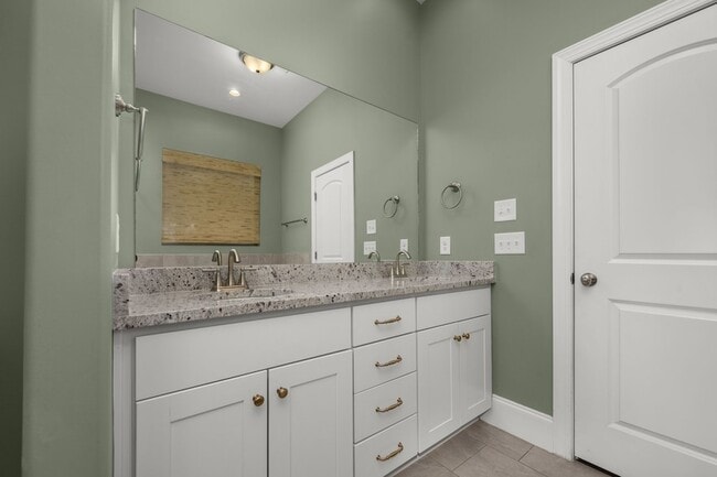 Building Photo - 3525 Darrell Dr